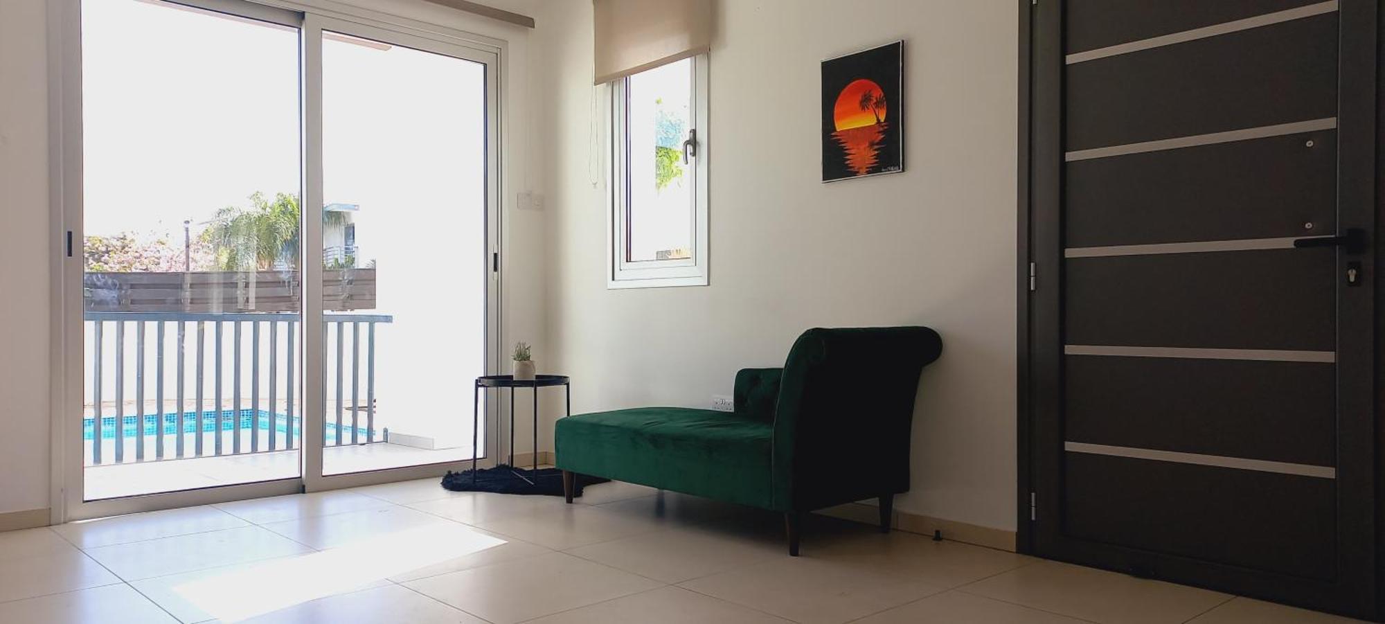 Trendy 38 Larnaca, Pyla * Larnaca